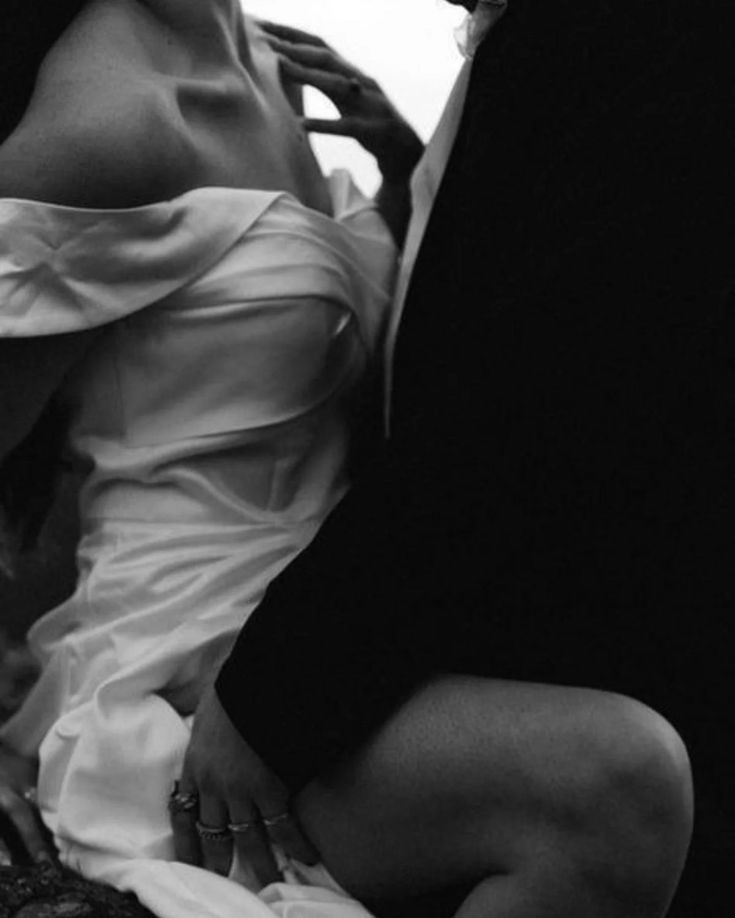 Femme érotique avec le masculin